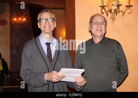 3000. Leistung der "Jersey Boys" am Broadway im August Wilson Theater Featuring: Rick Elice, Marshall Brickman wo: New York City, NY, USA bei: 7. Februar 2013 Stockfoto