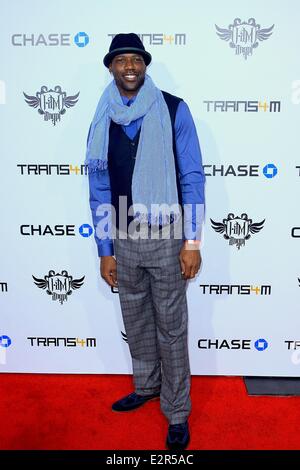 I. wird Am es 'TRANS4M' Boyle Heights Benefiz-Konzert im Avalon Hollywood Night Club mit: Terrell Owens wo: Los Angeles, Kalifornien, USA bei: 7. Februar 2013 Stockfoto