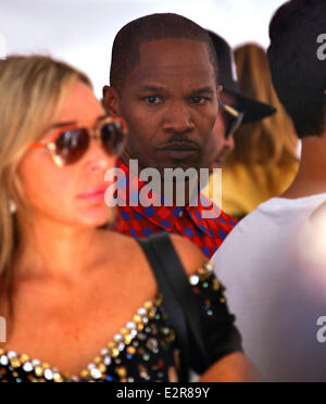 Die 2013 Modell Beachvolleyball-Turnier am Lummus Park mit: Jamie Foxx Where: Miami Beach, Florida, Vereinigte Staaten, wenn Stockfoto