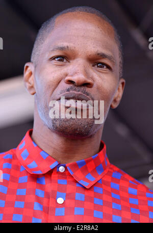 Die 2013 Modell Beachvolleyball-Turnier am Lummus Park mit: Jamie Foxx Where: Miami Beach, Florida, Vereinigte Staaten, wann: 9. Februar 2013 Stockfoto