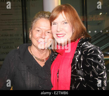 Motor Sport Magazin 2013 Hall Of Fame statt an der Königlichen Opernhaus - innen mit: Lady Susie Moss, Helen Stewart Where: London, Vereinigtes Königreich bei: 25. Februar 2013 Stockfoto