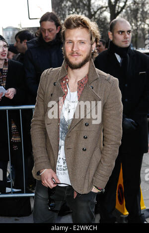 TRIC Awards 2013 statt auf das Grosvenor House Hotel - Anreise mit: Dougie Poynter wo: London, Vereinigtes Königreich bei: 12. März 2013 Stockfoto