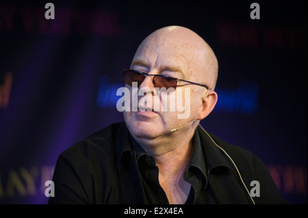 Alan McGee ehemaligen Plattenfirma Besitzer Musiker & Manager sprechen über das Leben in der Musikbranche, Hay Festival 2014 © Jeff Morgan Stockfoto