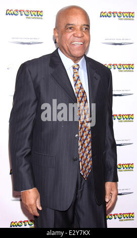 Broadway Motown: The Musical Familienabend Feier Lunt Fontanne Theatre, Ankünfte Featuring: Berry Gordy wo: New York, Vereinigte Staaten von Amerika bei: 5. April 2013 Stockfoto