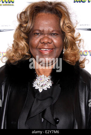 Broadway Motown: The Musical Familienabend Feier Lunt Fontanne Theatre, Ankünfte Featuring: Janie Bradford wo: New York, Vereinigte Staaten von Amerika bei: 5. April 2013 Stockfoto