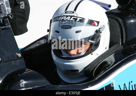 Prominente teilnehmen am Celeb/Pro Rennen auf der Grand Prix von Long Beach Featuring: Stephen Droff Where: Long Beach, Kalifornien, USA bei: 19. April 2013 Stockfoto