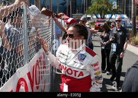 Prominente teilnehmen am Celeb/Pro Rennen auf der Grand Prix von Long Beach Featuring: Wanda Sykes Where: Long Beach, Kalifornien, USA bei: 19. April 2013 Stockfoto