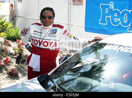 Prominente teilnehmen am Celeb/Pro Rennen auf der Grand Prix von Long Beach Featuring: Wanda Sykes Where: Long Beach, Kalifornien, USA bei: 19. April 2013 Stockfoto