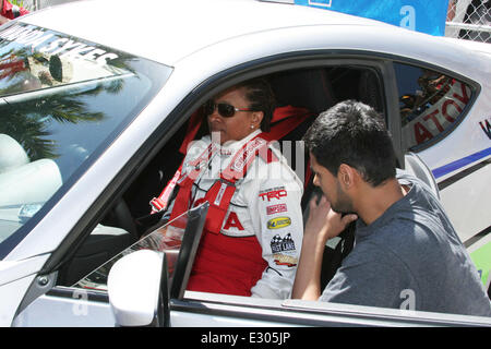 Prominente teilnehmen am Celeb/Pro Rennen auf der Grand Prix von Long Beach Featuring: Wanda Sykes Where: Long Beach, Kalifornien, USA bei: 19. April 2013 Stockfoto