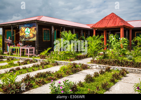 Ein Souvenir-Shop und Kiosk in der Kreuzfahrt-Terminal in Costa Maya, Mexiko, Karibik... Stockfoto