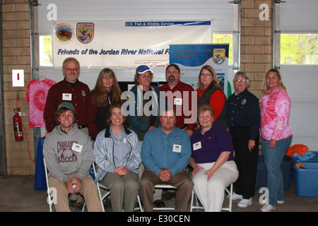 Die bahnbrechende Veranstaltung für das Jordan River ARRA-Projekt markiert den Beginn einer umfangreichen Renovierung in der National Fish Hatchery. Ziel des Projekts ist die Verbesserung des Lebensraums und die Verbesserung der Zuchtbedingungen für lokale Fischarten. Stockfoto