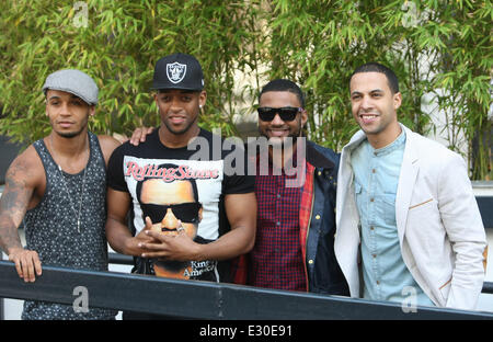 Prominente außerhalb der ITV Studios Featuring: Aston Merrygold, Oritse Williams, Jonathan Gill aka JB, Marvin Humes, JLS wo: London, Vereinigtes Königreich bei: 24. April 2013 Stockfoto