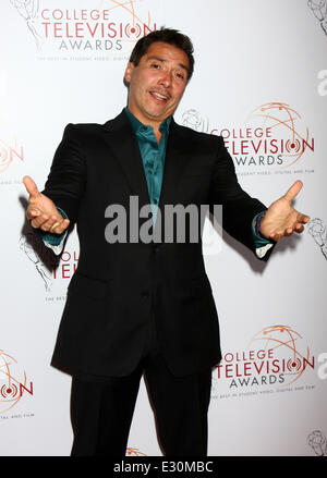 34. College Television Awards Gala im JW Marriott Los Angeles L.A. LIVE - Ankünfte mit: Benito Martinez wo: Los Angeles, California, Vereinigte Staaten von Amerika bei: 25. April 2013 Stockfoto