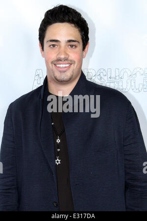 Los Angeles-Premiere von "Nachbeben" in Chinesisch 6 Theater - Ankünfte Featuring: Dan Carrillo Where: Los Angeles, California, Vereinigte Staaten von Amerika bei: 2. Mai 2013 Stockfoto