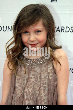 34. annual Young Artist Awards im The Sportsman Lodge mit: Ella Anderson wo: Los Angeles, CA, Vereinigte Staaten von Amerika bei: 5. Mai 2013 Stockfoto