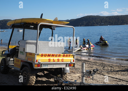 Surf Rescue Bobcat im Palm Beach Sydney, gekennzeichnet Sommer Bucht, um seine Rolle in dem TV-Drama darstellen, Heim- und Auswärtsspiele, NSW Stockfoto