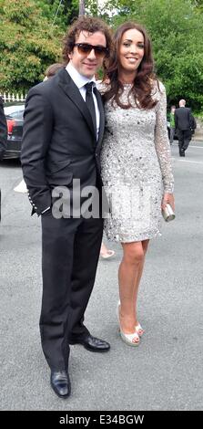 Die Hochzeit von Irland und West Brom Playler Shane Long auf ehemaligen Seite drei Modell Kayleah Adams in der St. Marys Church, Enniskerry County Wicklow.  Mitwirkende: Stephen Hunt & Wfe wo: Wicklow, Irland bei: 15. Juni 2013 Stockfoto