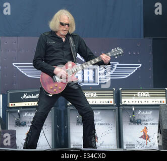 Download-Festival 2013 - Performances - Tag 2 Mitwirkende: Mitglieder Ricky Warwick Scott Gorham Damon Johnson Marco Mendoza Jimmy DeGrasso wo: Donington Park, Leicestershire, Vereinigtes Königreich bei: 15. Juni 2013 Stockfoto