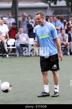 Die sechste Ausgabe Steve Nash Stiftung Showdown am Sarah D. Roosevelt Park mit: Steve Nash wo: Hoboken, New York, vereinen Stockfoto