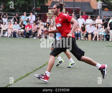 Die sechste Ausgabe Steve Nash Stiftung Showdown am Sarah D. Roosevelt Park mit: Joakim Noah Where: Hoboken, New York, Einheit Stockfoto