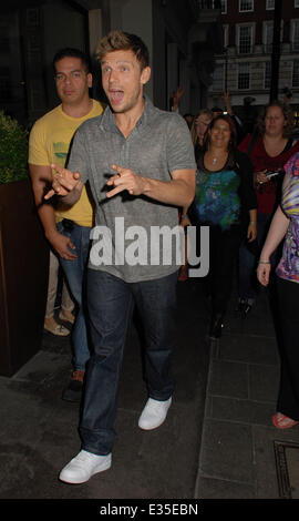 Backstreet Boys, The kann Fair Hotel zum Abendessen im Nobu Berkeley Featuring haben verlassen: Nick Carter, Backstreet Boys wo: London, Vereinigtes Königreich bei: 29. Juni 2013 Stockfoto