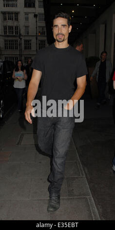 Backstreet Boys, The kann Fair Hotel zum Abendessen im Nobu Berkeley Featuring haben verlassen: Kevin Richardson, Backstreet Boys wo: London, Vereinigtes Königreich bei: 29. Juni 2013 Stockfoto