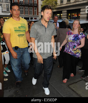 Backstreet Boys, The kann Fair Hotel zum Abendessen im Nobu Berkeley Featuring haben verlassen: Nick Carter, Backstreet Boys wo: London, Vereinigtes Königreich bei: 29. Juni 2013 Stockfoto