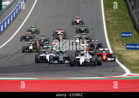 Spielberg, Österreich. 22. Juni 2014. FELIPE MASSA aus Brasilien und Williams Martini Racing führt der Start der Formel 1 österreichischen Grand Prix 2014 in Spielberg, Österreich. Bildnachweis: James Gasperotti/ZUMA Wire/ZUMAPRESS.com/Alamy Live-Nachrichten Stockfoto