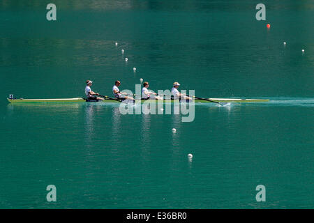 Aiguebelette, Frankreich. 22. Juni 2014. FISA World Rowing Cup. GBR1 gewinnt die Goldmedaille bei den Herren 4 final. Bildnachweis: Aktion Plus Sport/Alamy Live-Nachrichten Stockfoto