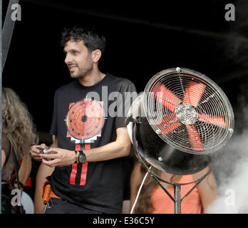 Promis bei Yahoo! Wireless Festival statt, auf der Queen Elizabeth Olympic Park in Stratford - Tag 3 Featuring: Dynamo wo: London, Ost, Vereinigtes Königreich: 14. Juli 2013 Stockfoto