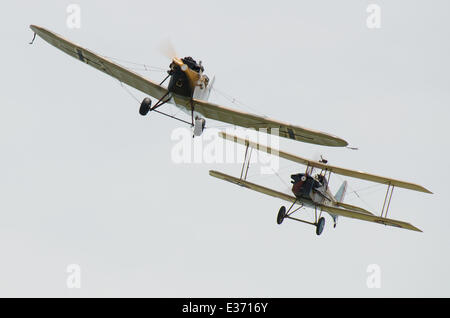 Große Krieg Display Team, Ersten Weltkrieg Air Display Team fliegen Erster Weltkrieg Kampfflugzeuge Stockfoto