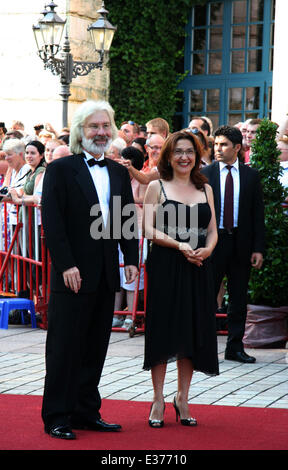 Gäste besuchen die Eröffnung 2013 Bayreuth Festival wo: BAYREUTH, FRANKEN, Deutschland bei: 25. Juli 2013 Stockfoto