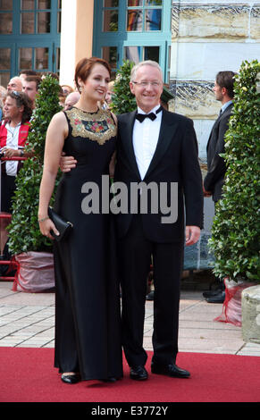 Gäste besuchen die Eröffnung 2013 Bayreuth Festival wo: BAYREUTH, FRANKEN, Deutschland bei: 25. Juli 2013 Stockfoto