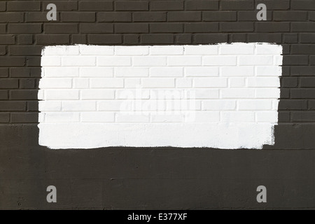 Mauer gemalt, um Graffiti zu decken Stockfoto
