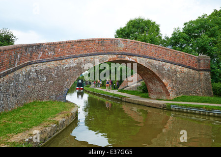 Brücke 62 benannten Rainbow Bridge Foxton sperrt Market Harborough Leicestershire UK Stockfoto