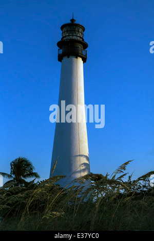 Historischen Cape Florida Lighthouse befindet sich in der Bill Baggs Cape Florida State Park in Key Biscayne, Miami, Florida, USA. Stockfoto