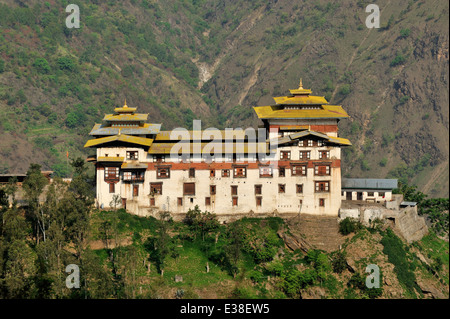 Trashigang Dzong bei Dämmerung, Trashigang, Ost Bhutan Stockfoto