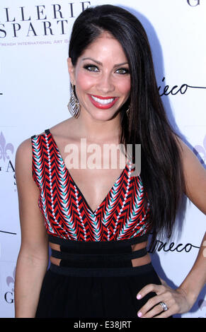 Heiligtum der Träumer: Richard Grieco Kunstausstellung Party - Ankünfte mit: Valery Ortiz Where: West Hollywood, CA, Vereinigte Staaten bei: 16. August 2013 Stockfoto