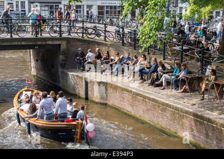 Amsterdam Restaurant Bar Cafe Pub Café Spanjer & Van Twist auf dem Leliegracht Kanal Stockfoto