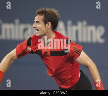 Andy Murray schlägt Michaël Llodra bei US OPEN Tennis Match mit: Andy Murray wo: Flushing Meadows, New York, USA bei: 29. August 2013 Stockfoto