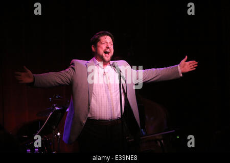 Christopher Sieber Minnesota junge tut gut, Konzert im Birdland-Leistung.  Mitwirkende: Christoph Sieber Where: New York, NY, Vereinigte Staaten von Amerika bei: 03 September 2013 Stockfoto