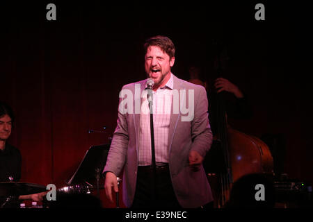 Christopher Sieber Minnesota junge tut gut, Konzert im Birdland-Leistung.  Mitwirkende: Christoph Sieber Where: New York, NY, Vereinigte Staaten von Amerika bei: 03 September 2013 Stockfoto