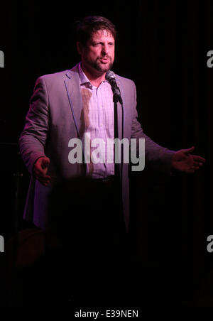 Christopher Sieber Minnesota junge tut gut, Konzert im Birdland-Leistung.  Mitwirkende: Christoph Sieber Where: New York, NY, Vereinigte Staaten von Amerika bei: 03 September 2013 Stockfoto