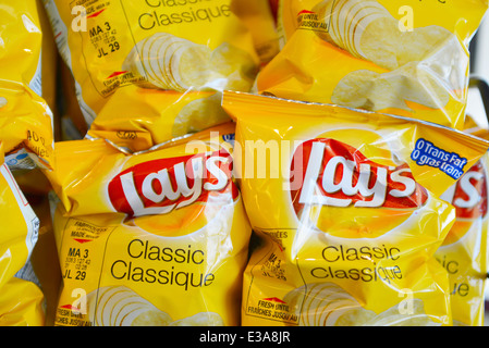 Die Laien Potato Chips, Chips, Pakete von Chips Stockfoto