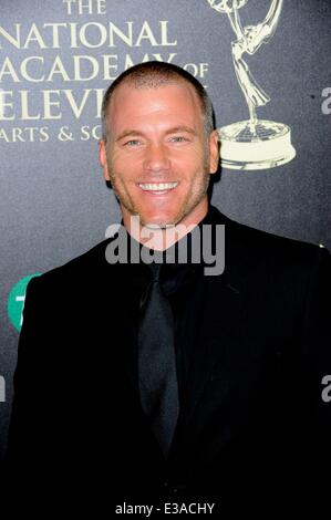 Beverly Hills, CA. 22. Juni 2014. bei der Ankunft für 2014 Daytime Emmy Awards - Ankünfte 2, The Beverly Hilton Hotel, Beverly Hills, CA 22. Juni 2014. Bildnachweis: Elizabeth Goodenough/Everett Collection/Alamy Live-Nachrichten Stockfoto