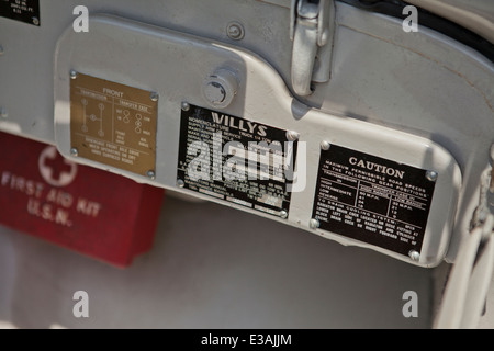 WWII-Ära Willys Jeep Interieur Stockfoto