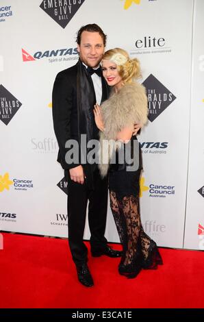 Smaragd und mit Efeu Ball 2013: Natalie Bassingthwaightepartner Where: Sydney, Australien bei: 26 Sep 2012 Stockfoto