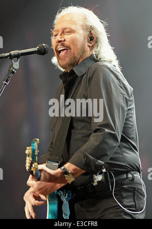Barry Gibb in Manchester Arena mit: Barry Gibb Where: Manchester, Vereinigtes Königreich bei: 29 September 2013 Stockfoto