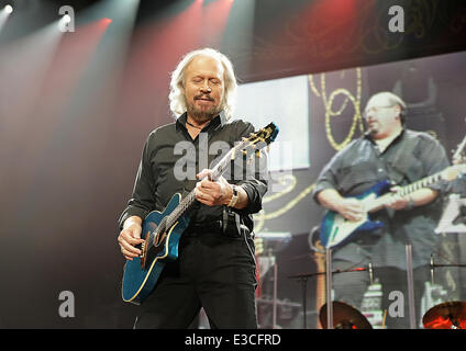 Barry Gibb in Manchester Arena mit: Barry Gibb Where: Manchester, Vereinigtes Königreich bei: 29 September 2013 Stockfoto