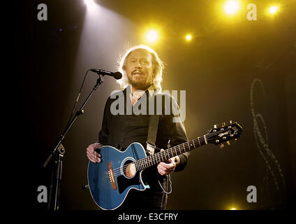 Barry Gibb in Manchester Arena mit: Barry Gibb Where: Manchester, Vereinigtes Königreich bei: 29 September 2013 Stockfoto